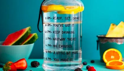 随机库里：空投的“魔术师”，破解NBA防守密码！，里程碑!库里总得分超魔术师 仓促出手投丢