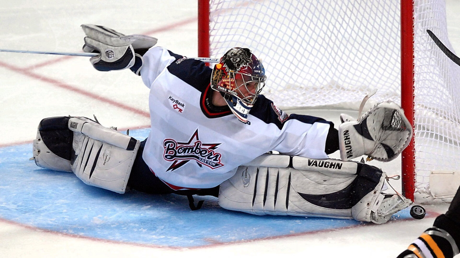 库里客串解说展现不一样的篮球智慧,库里篮球比赛解说